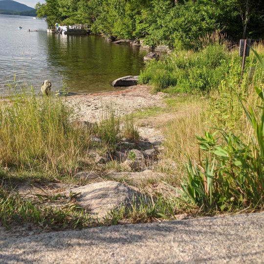 Goose Pond Dam Beach