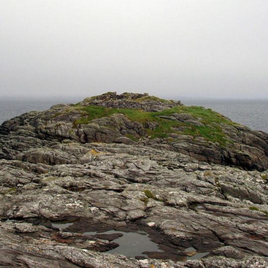 Dunan Ruadh,galleried dun,Pabbay,Barra