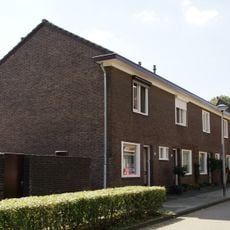 Voedingskanaalweg 21, Maastricht