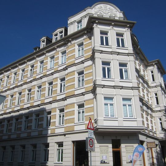 Mietshaus Dresdner Straße 51