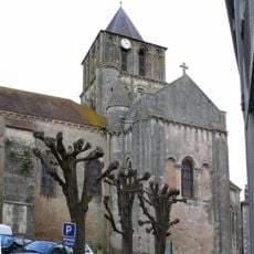 Église Notre Dame et Saint-Junien de Lusignan