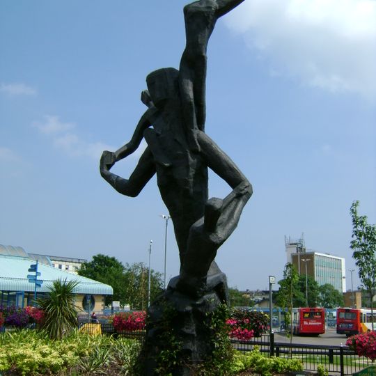 Ex Terra sculpture, Glenrothes