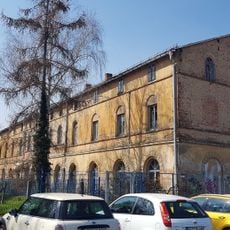 Ehemaliges Empfangsgebäude des Bahnhofs der Eisenbahnstrecke Riesa–Chemnitz Bahnhofstraße 45