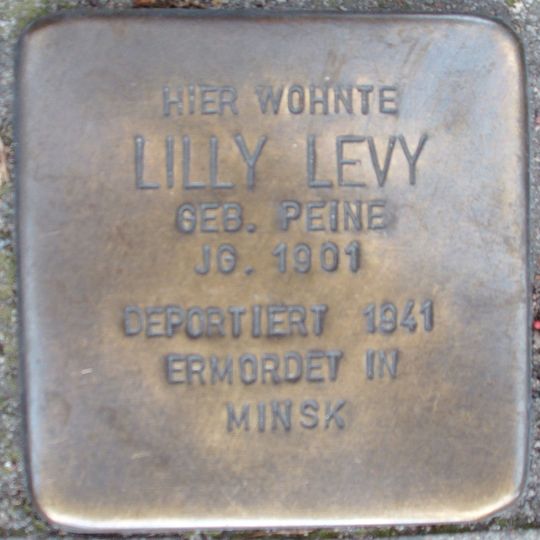 Stolperstein en memoria de Lilly Levy