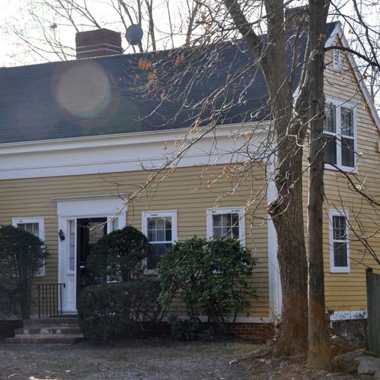 House at 729 Dedham Street