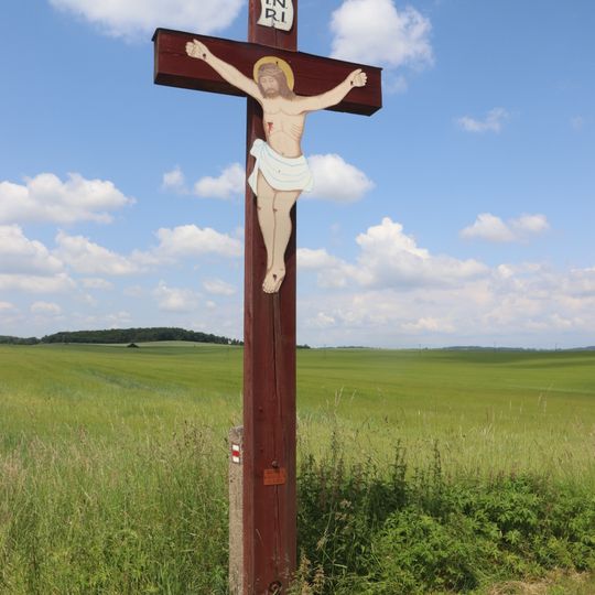 Dřevěný kříž z roku 1987