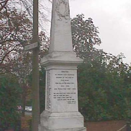 Eastwood War Memorial at Plumptree Way