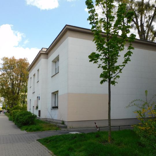 Blok przy ulicy Deotymy 46