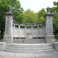 Monument aux morts des Allées