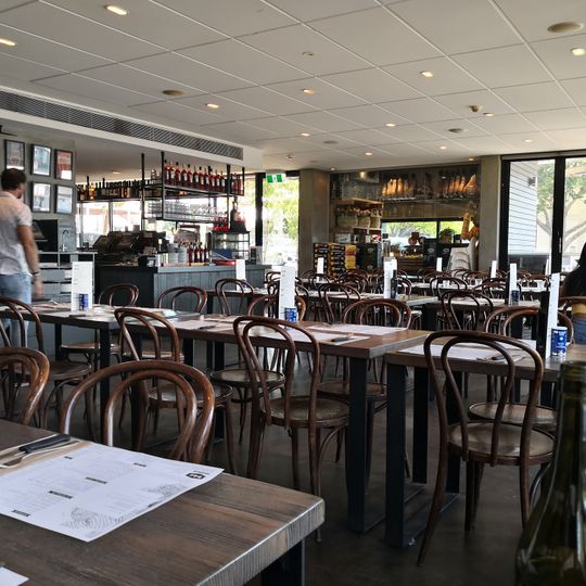 DOC Pizza & Mozzarella Bar Delicatessen
