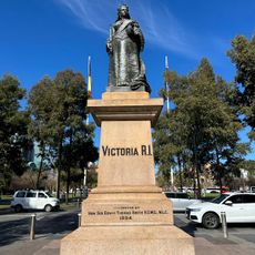 Queen Victoria Monument
