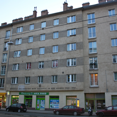 Wohnhausanlage Althanstraße 29–31