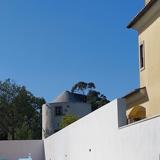 Moinho na Estrada das Caldas