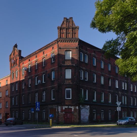 Kamienica przy ul. Siemianowickiej 46 w Chorzowie