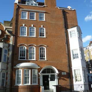 26, Upper Wimpole Street W1
