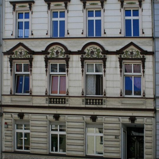 Schillerstraße 81