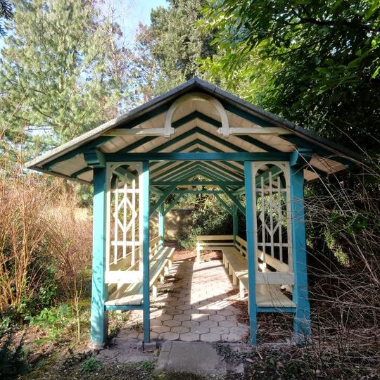 Sint-Michaëlklooster: tuinhuis