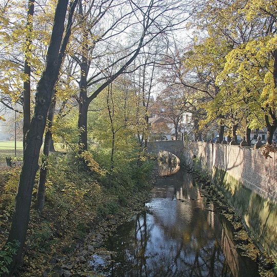 Můstek přes Čertovku k Všehrdově ulici