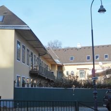 Wohn- und Geschäftshaus Cobenzlgasse 7