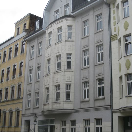 Mietshaus in geschlossener Bebauung Gießerstraße 16