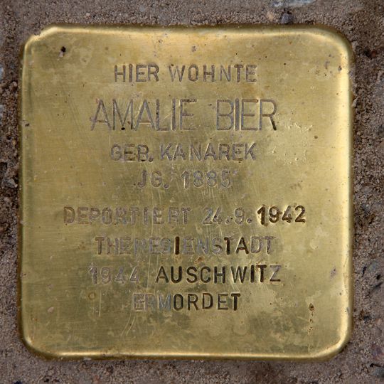 Stolperstein en memoria de Amalie Bier
