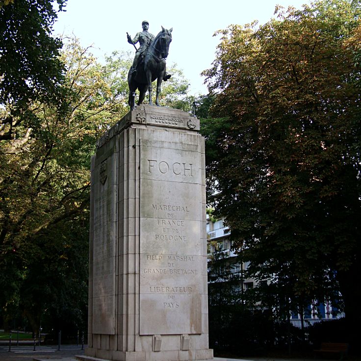 Square Foch