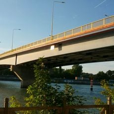 Frédéric Mistral bridge