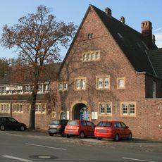 Konstantinstraße 303