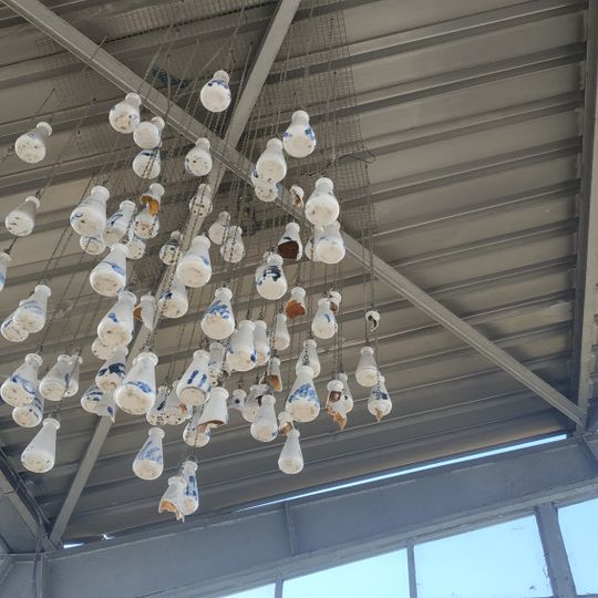 Nad žlutým jen rukou máchni, co je hnědé, to hned spláchni