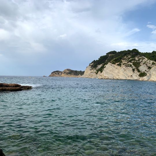 Primera y Segunda Caletas