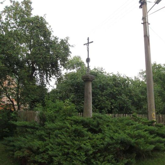 Kříž východně od Maňovic