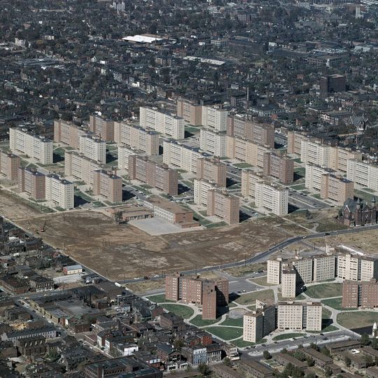 Pruitt–Igoe