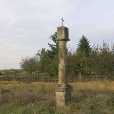 Boží muka u silnice z Libochovic na Klapý