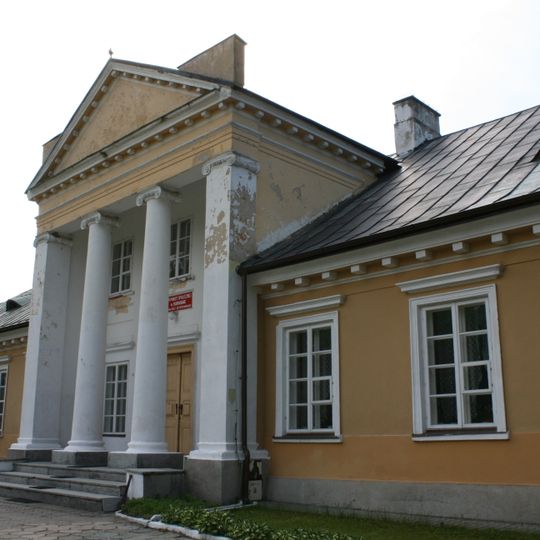 Palace in Surhów