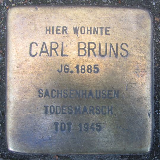Stolperstein en memoria de Carl Bruns