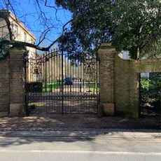 Downing College, West Gate Onto Tennis Court Road, Including Short Screen Walls On Either Side