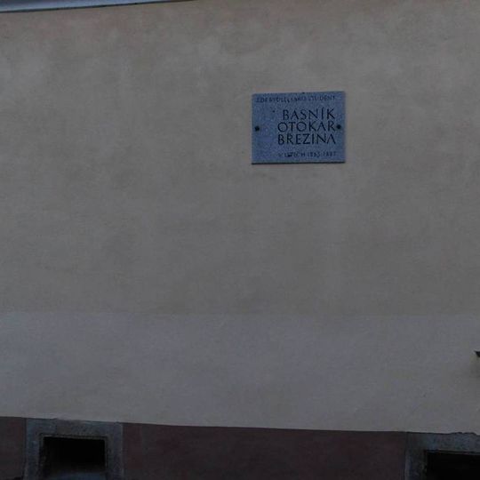 Pamětní deska Otokara Březiny v Telči