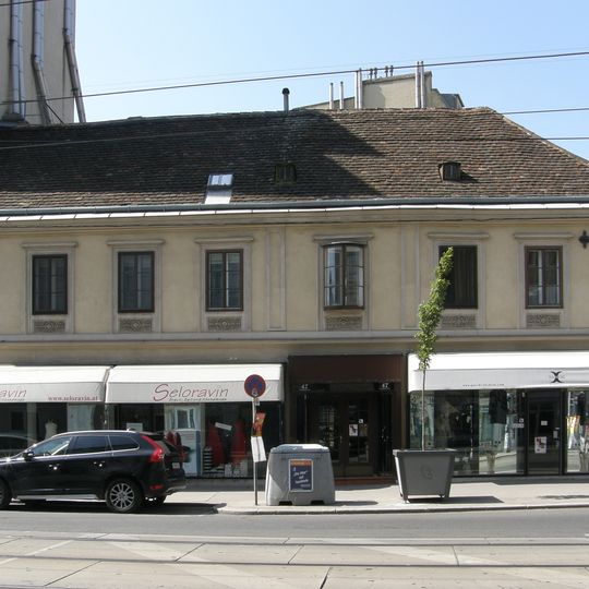 Miethaus, Zum Goldenen Strauß