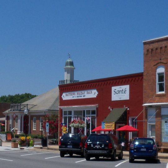 Matthews Commercial Historic District