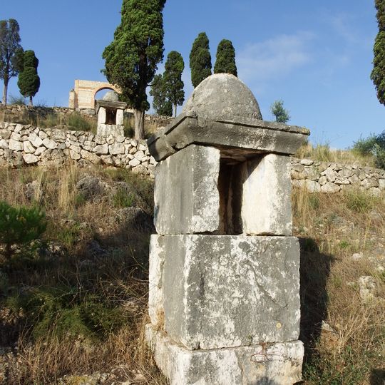 Via Crucis of L'Ènova