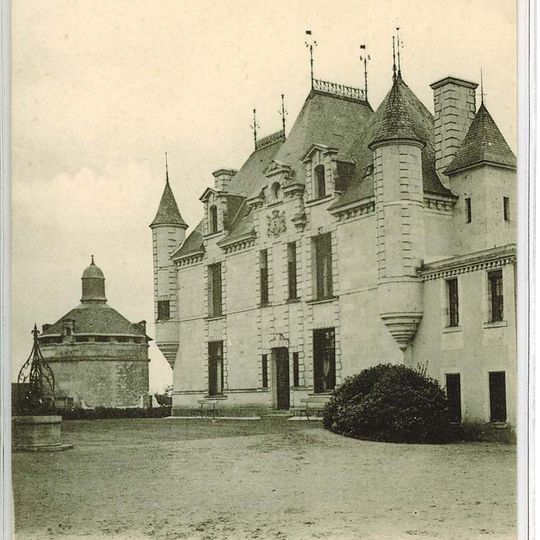 Château de la Roche Vernaize