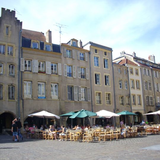 Maison, 1, 3 place Saint-Louis