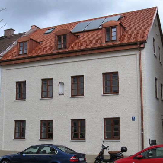 Zweigeschossiges Vorstadthaus