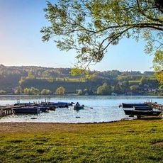Plage municipale de Montferrat (herbe)