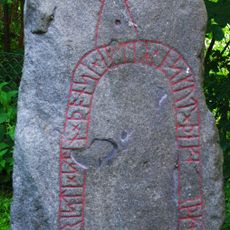 Vg 74 Skolgården (gamla kyrkogården)