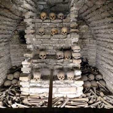 Cripte e catacombe inesplorate in Europa