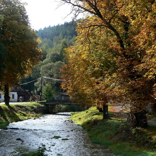 Most Kašperskohorské ulice přes Losenici v Rejštejně