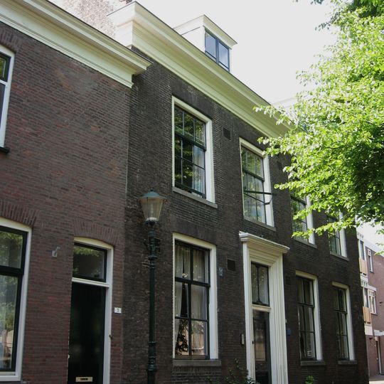 Oude Kerkhof 5, Schiedam