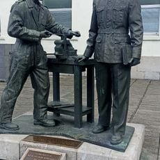 Homenaje a la Escuela de Aprendices de Trubia