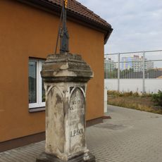 Kříž u domu Mladoboleslavská 34 v Mělníku